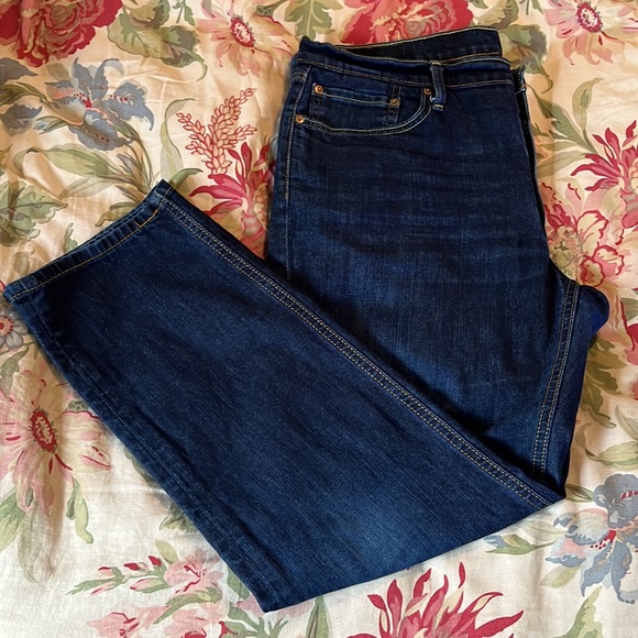 LEVIS size 36W x 30L 541 Style Jean Cotton Stretch StraightLeg ZipperFly
$79 - Picture 7 of 16
